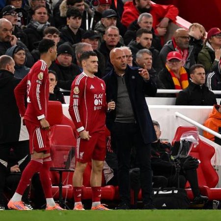 利物浦遭遇各項賽事4連敗：大肆砸錢壓垮斯洛特？