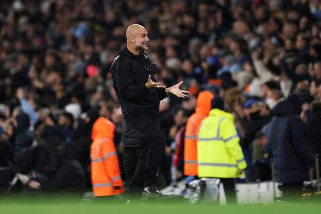 西甲爆冷！皇馬丟分巴薩偷笑，37歲萊萬帽子戲法再創紀錄