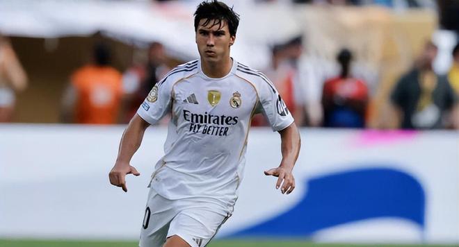 12輪僅首發1次 皇馬太子慘遭阿隆索冷落，年輕妖童未獲重