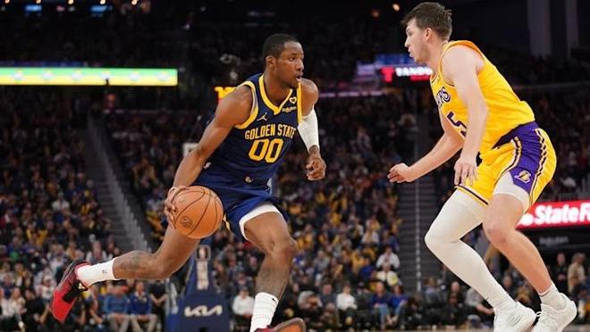 阿里納斯炮轟勇士管理層｜庫明加價值被親手摧毀