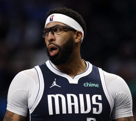 獨行俠送走濃眉已成定局？名記爆料交易流言全面升溫