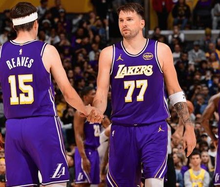 湖人不該押寶東契奇？詹姆斯無奈背鍋，西部前六更多靠裁判與對手幫忙