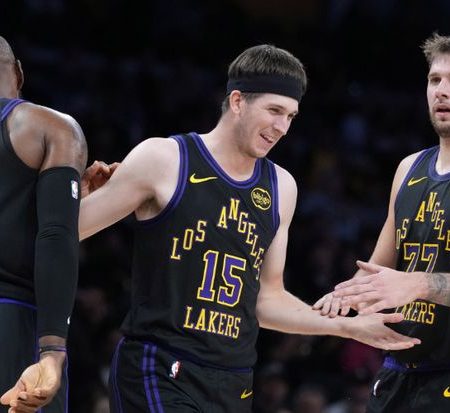 10勝2負的湖人新核心？里夫斯或簽2.4億頂薪