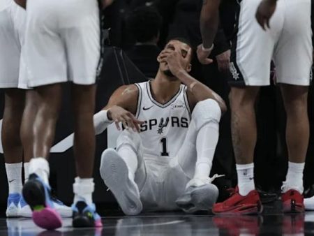 文班亞馬腦震盪震動季後賽：馬刺戰局與系列賽走向全面解析